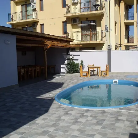 Petkovi Hotel na wodzie
